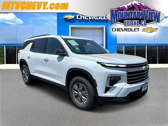 2026 Chevrolet Traverse LT FWD