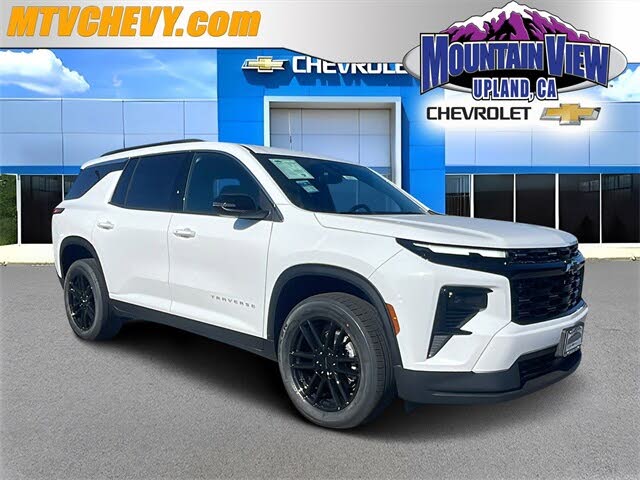 2026 Chevrolet Traverse LT FWD