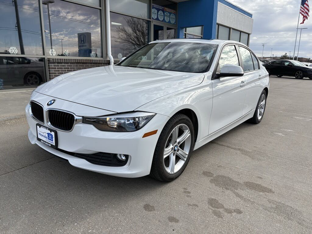 2014 BMW 3 Series 320i xDrive Sedan AWD