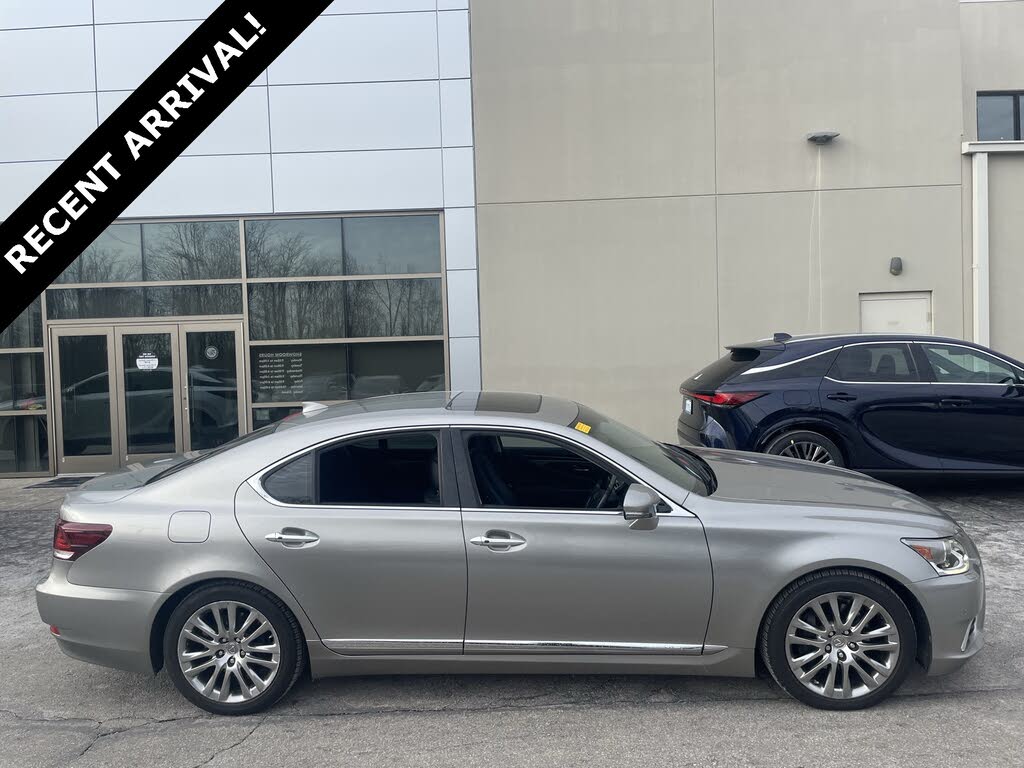 2016 Lexus LS 460 RWD