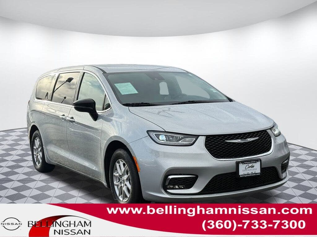 2024 Chrysler Pacifica Touring L FWD