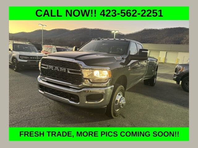 2024 RAM 3500 Tradesman Crew Cab LB DRW 4WD