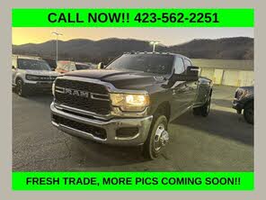 RAM 3500 Tradesman Crew Cab LB DRW 4WD
