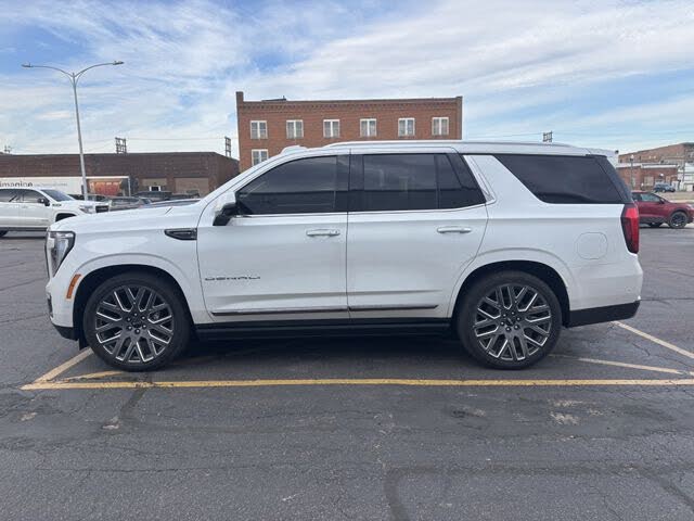 2025 GMC Yukon Denali Ultimate 4WD