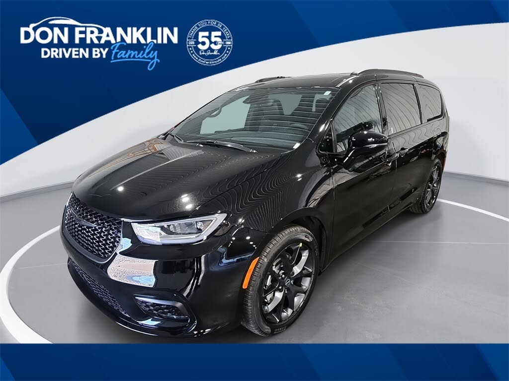 2026 Chrysler Pacifica Select FWD