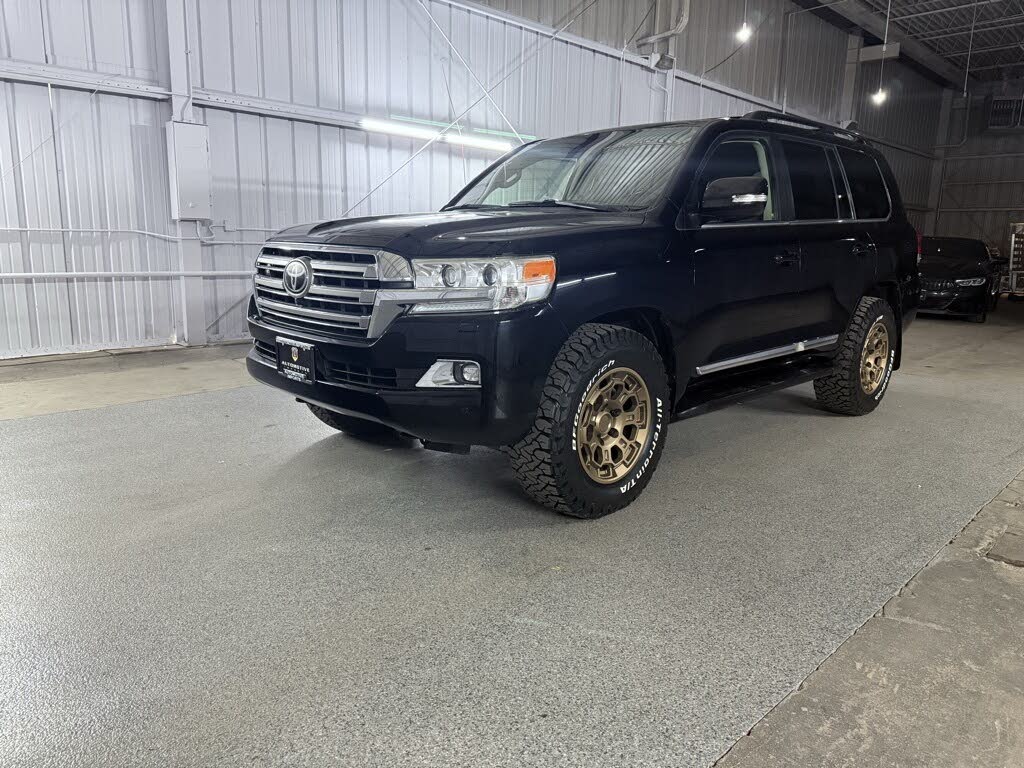 2016 Toyota Land Cruiser AWD