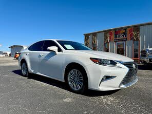 Lexus ES 350 FWD