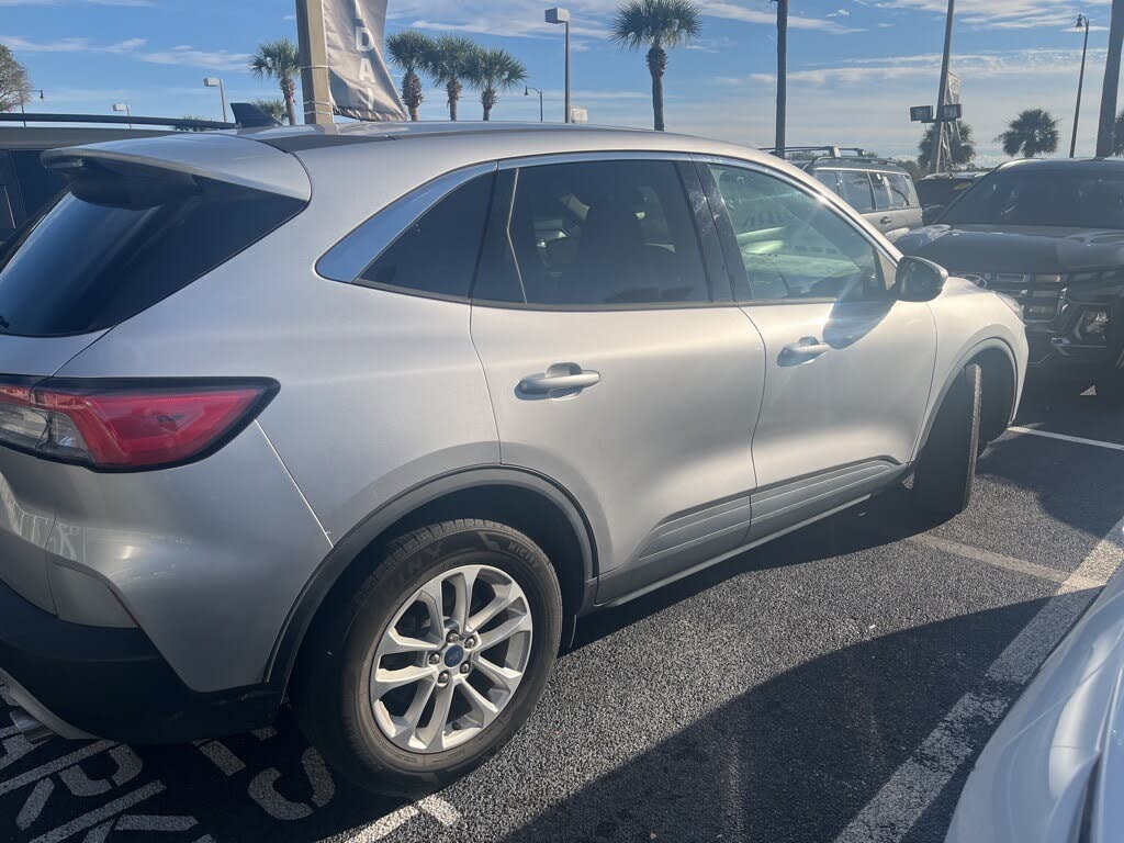 2020 Ford Escape SE FWD