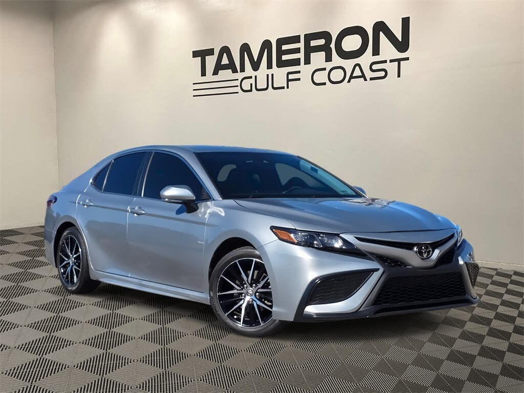 2021 Toyota Camry SE FWD