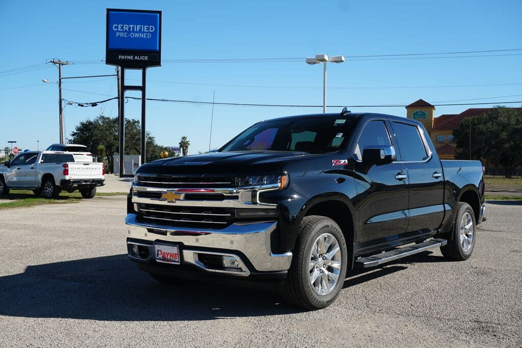 2022 Chevrolet Silverado 1500 LTZ Crew Cab 4WD
