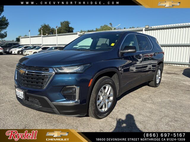 2023 Chevrolet Traverse LS FWD