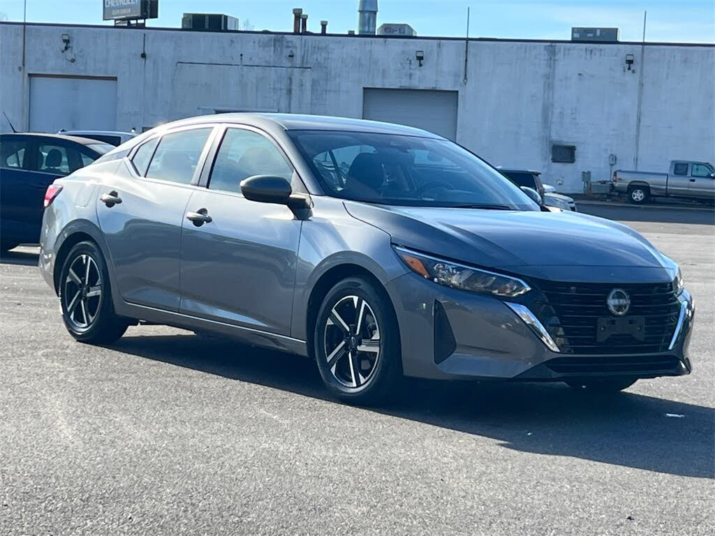 2024 Nissan Sentra SV FWD