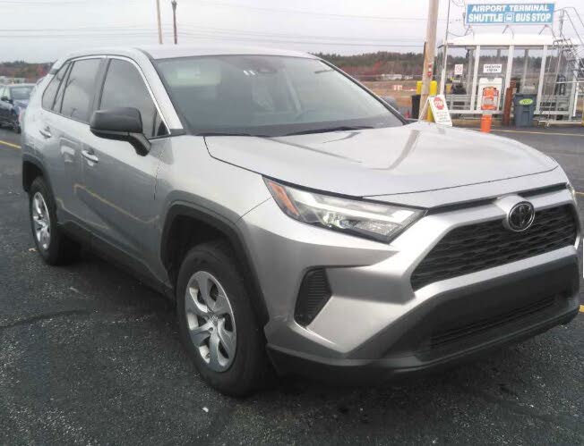 2024 Toyota RAV4 LE FWD
