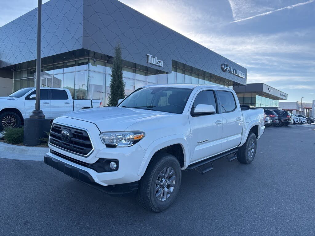 2019 Toyota Tacoma SR5 V6 Double Cab RWD