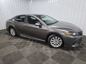 Toyota Camry SE FWD