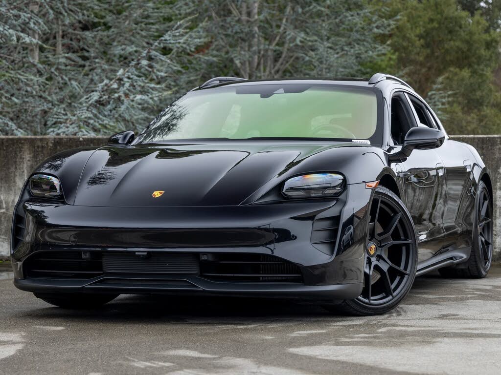 2022 Porsche Taycan GTS Sport Turismo Wagon AWD