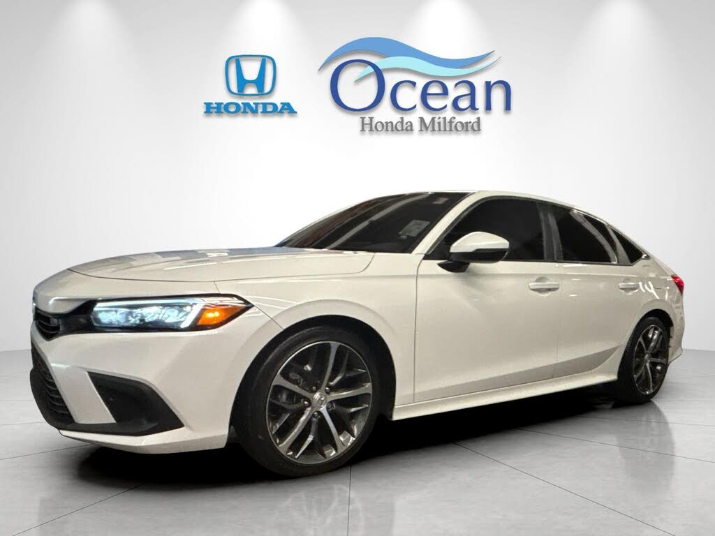 2024 Honda Civic Touring FWD