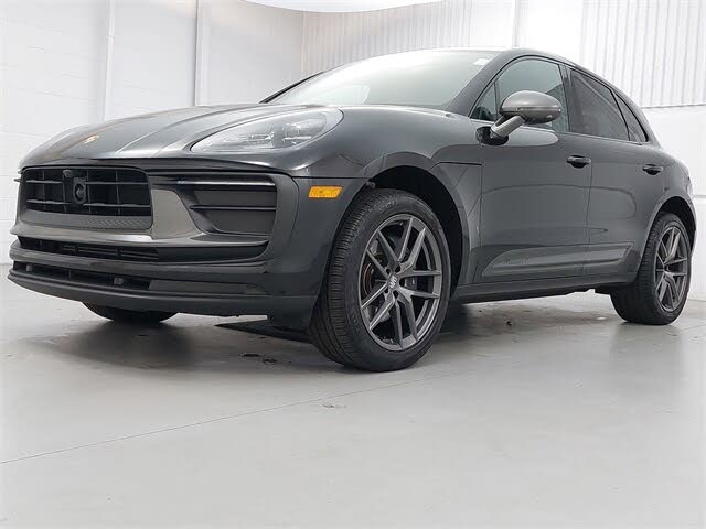 2024 Porsche Macan T AWD