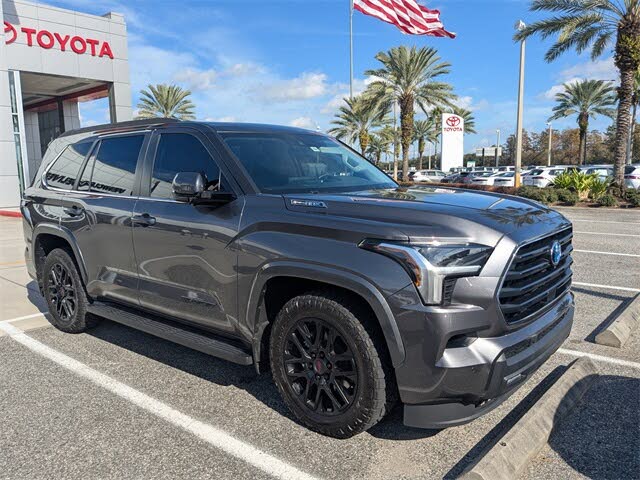 2024 Toyota Sequoia SR5 4WD