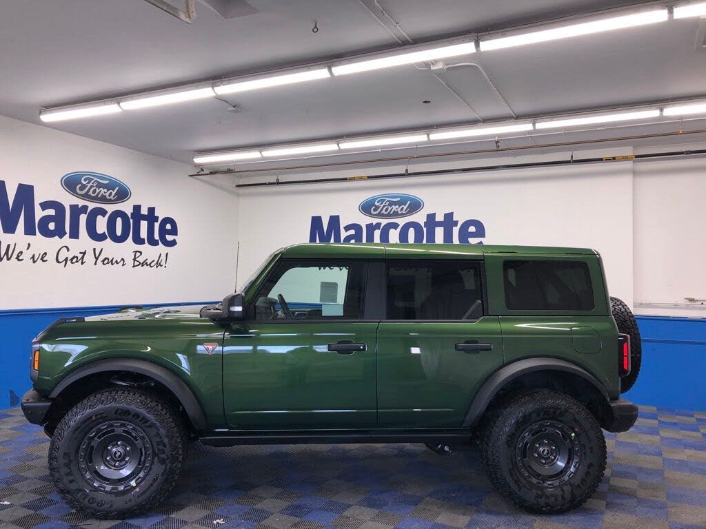 2025 Ford Bronco Badlands 4-Door 4WD