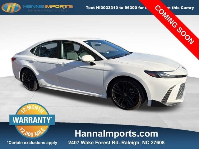 2025 Toyota Camry SE FWD
