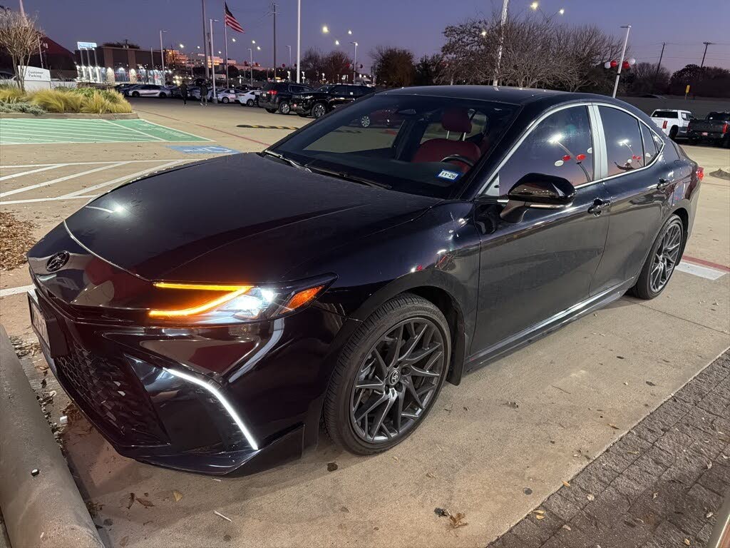 2025 Toyota Camry XSE FWD