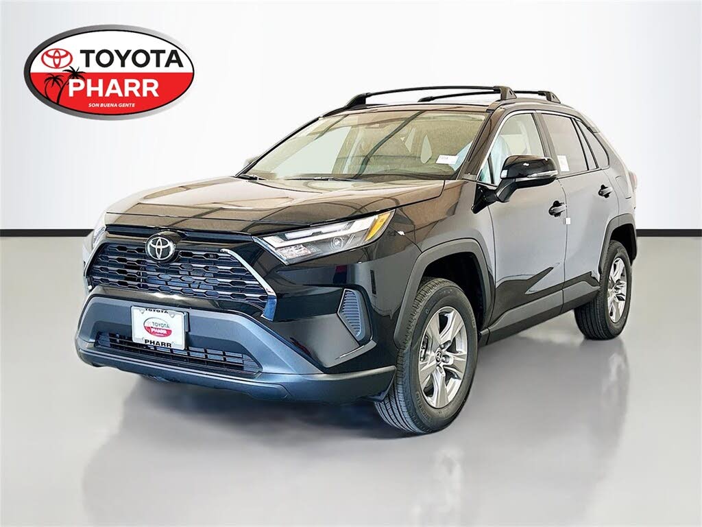 2025 Toyota RAV4 XLE FWD