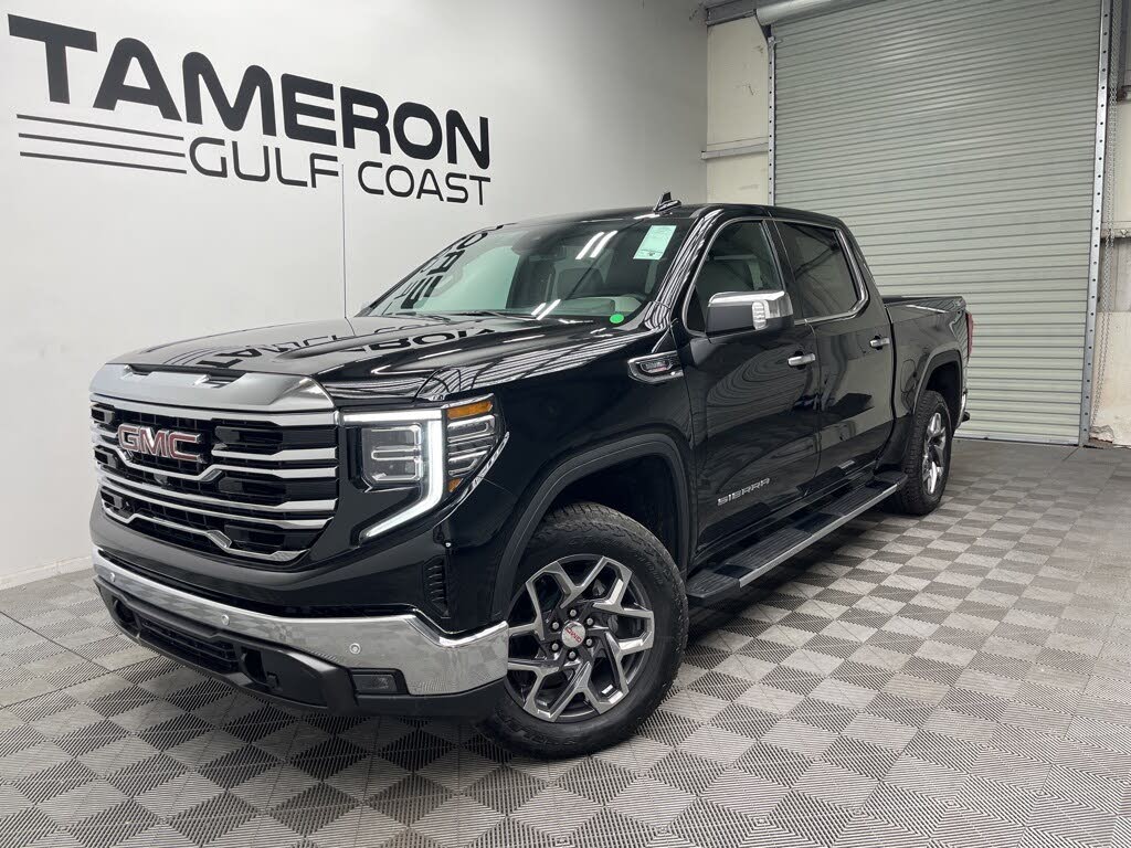 2026 GMC Sierra 1500 SLT Crew Cab 4WD