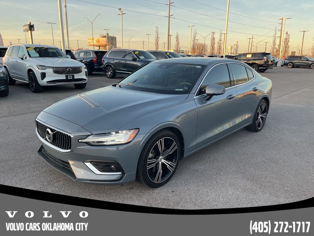 2022 Volvo S60 B5 Inscription AWD