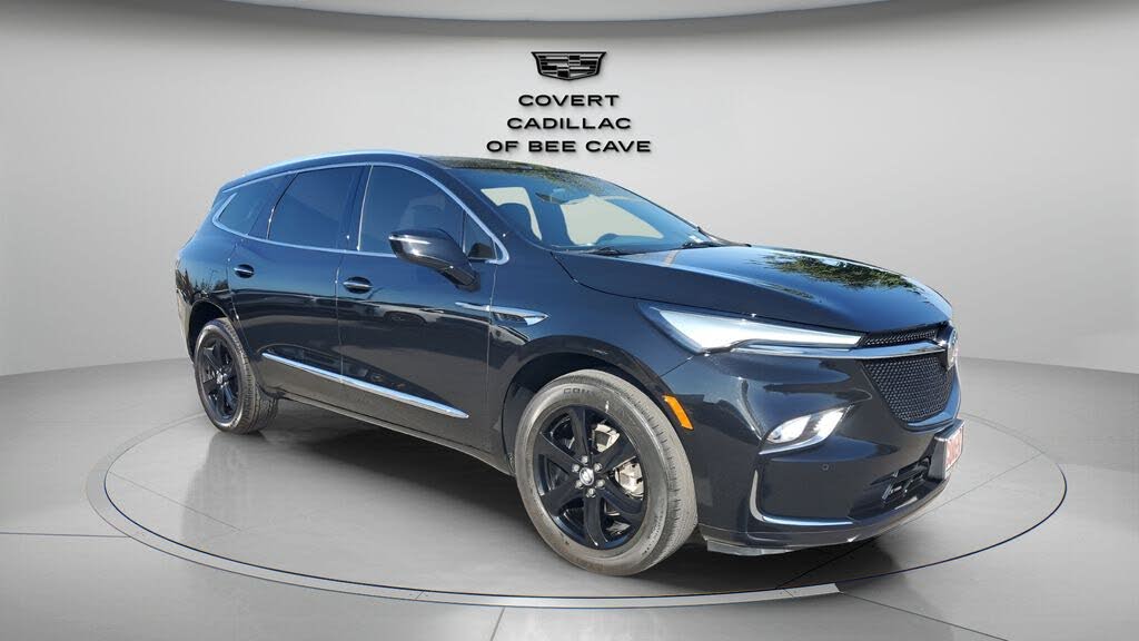 2023 Buick Enclave Essence AWD