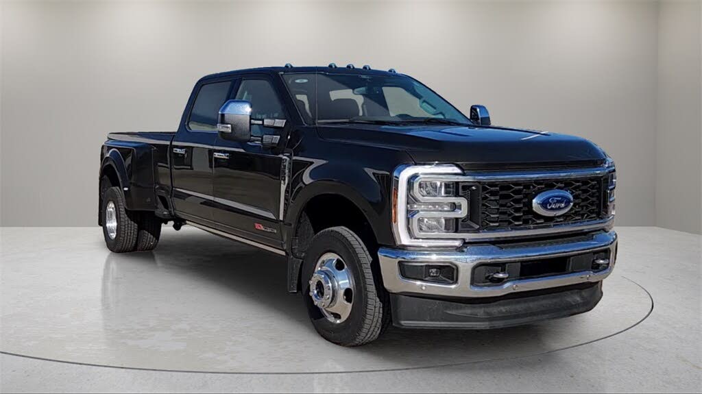 2024 Ford F-350 Super Duty Lariat Crew Cab LB DRW 4WD