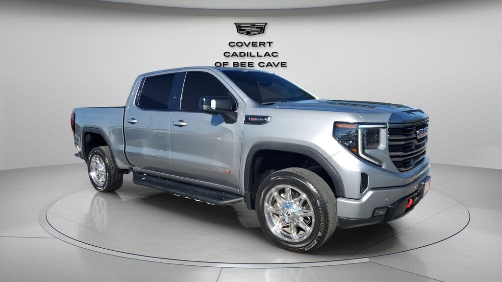 2024 GMC Sierra 1500 AT4 Crew Cab 4WD