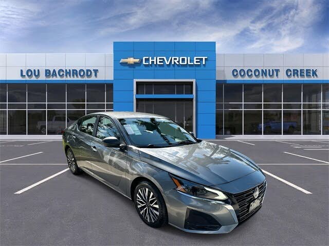 2024 Nissan Altima 2.5 SV FWD