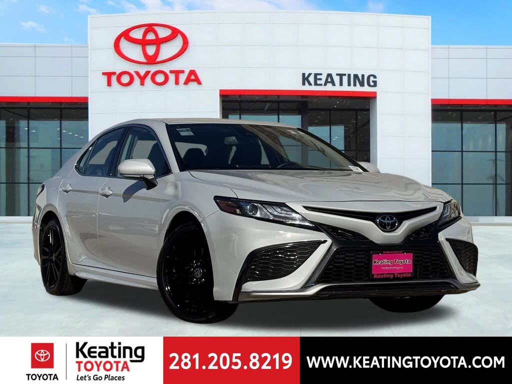 2024 Toyota Camry XSE FWD