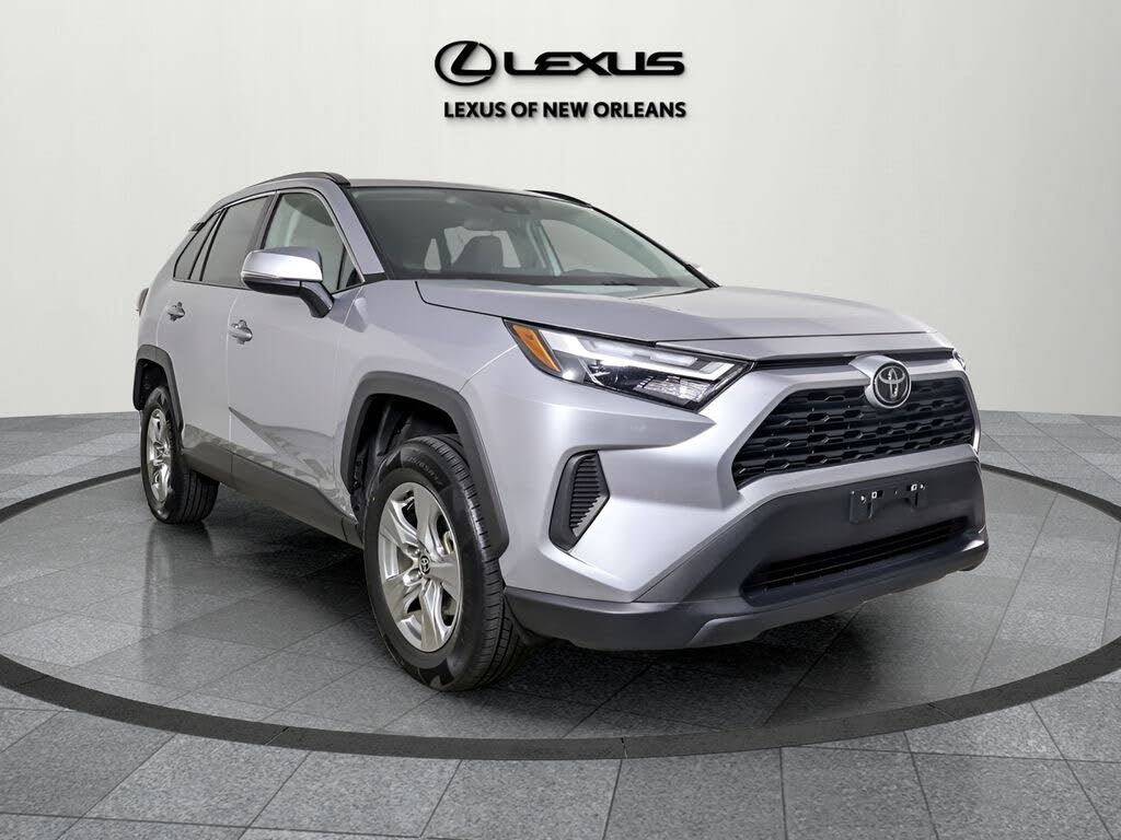 2024 Toyota RAV4 XLE FWD