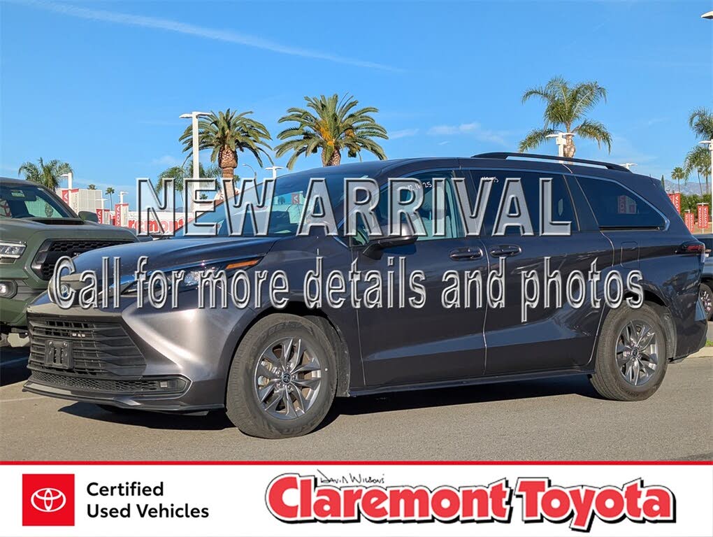 2024 Toyota Sienna LE 8-Passenger FWD