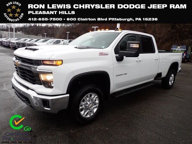 2025 Chevrolet Silverado 3500HD LT Crew Cab 4WD