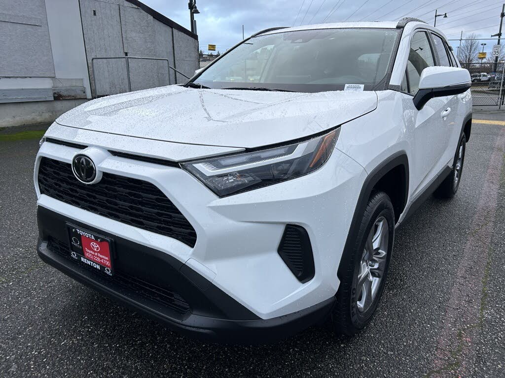 2025 Toyota RAV4 XLE AWD
