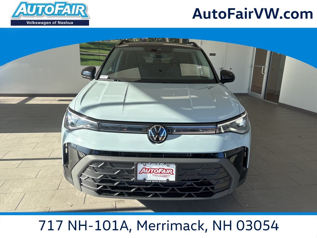 2026 Volkswagen Taos SE Black 4Motion