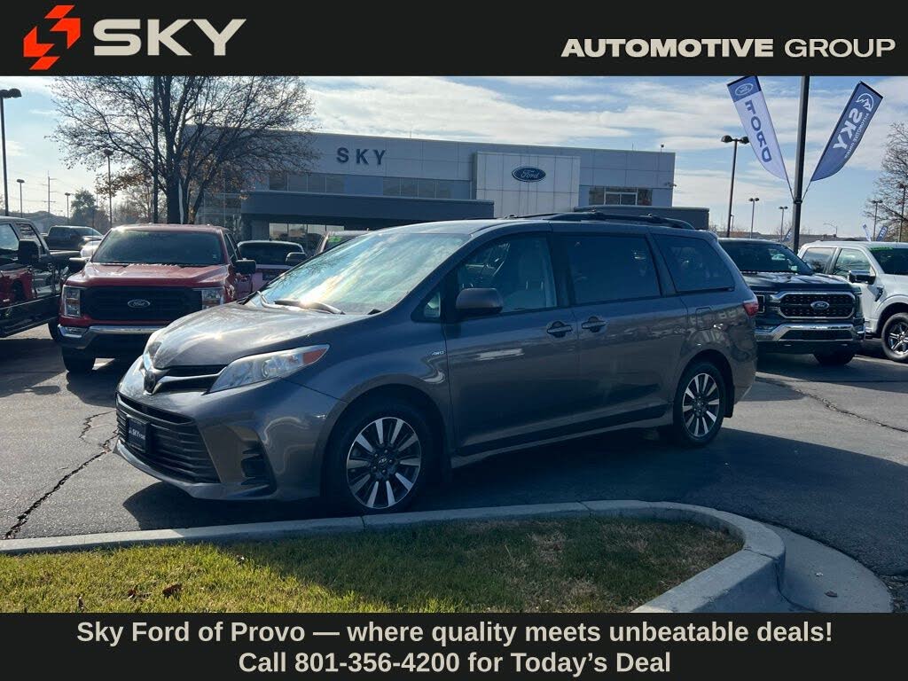 2020 Toyota Sienna LE 7-Passenger AWD