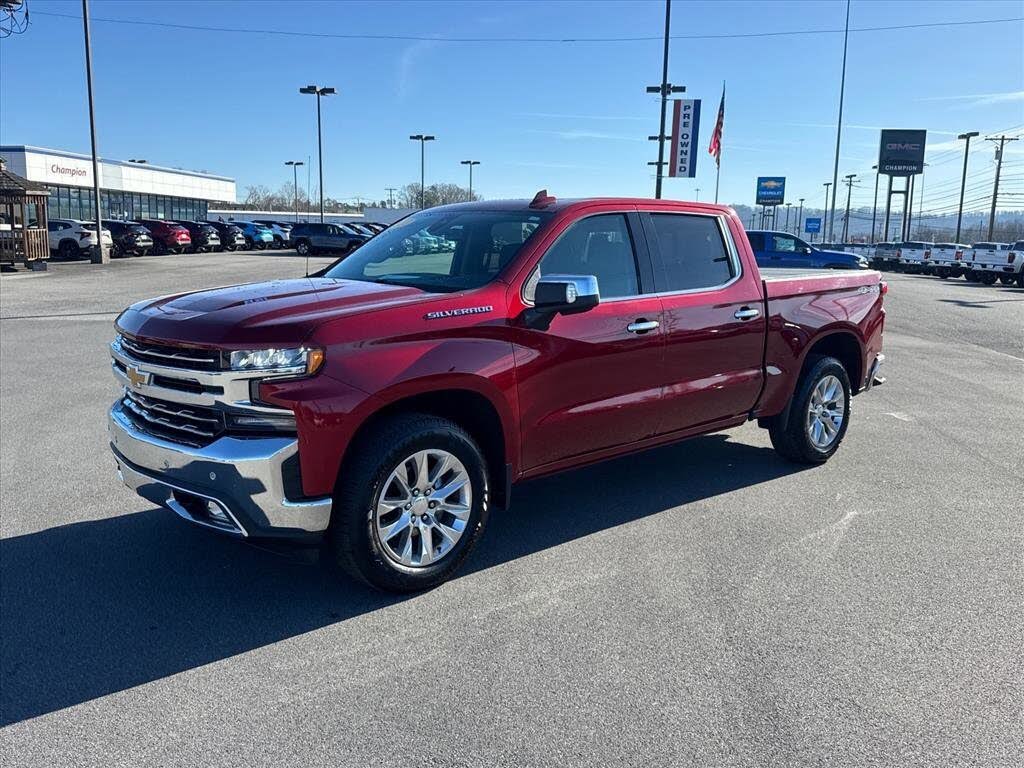 2022 Chevrolet Silverado 1500 LTZ Crew Cab 4WD