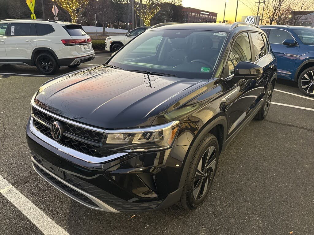 2024 Volkswagen Taos SE 4Motion