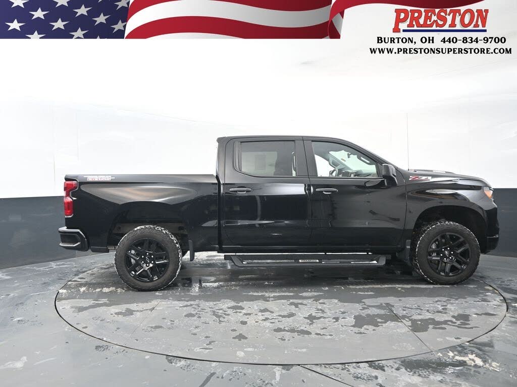 2025 Chevrolet Silverado 1500 Custom Trail Boss Crew Cab 4WD