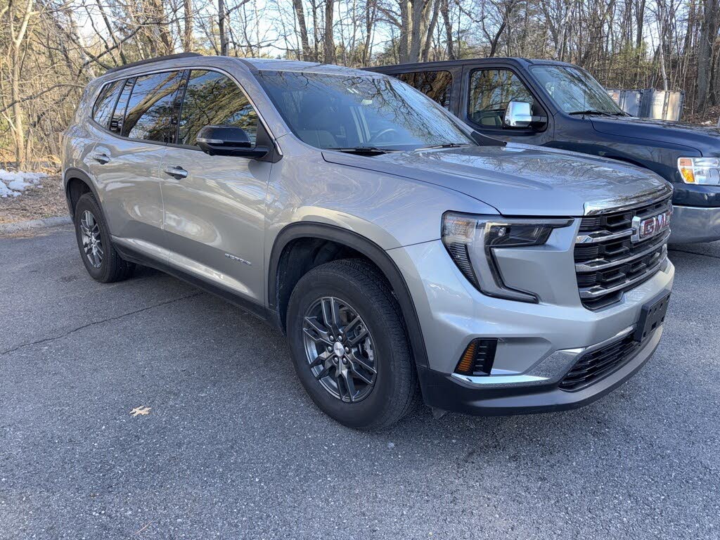 2025 GMC Acadia Elevation AWD