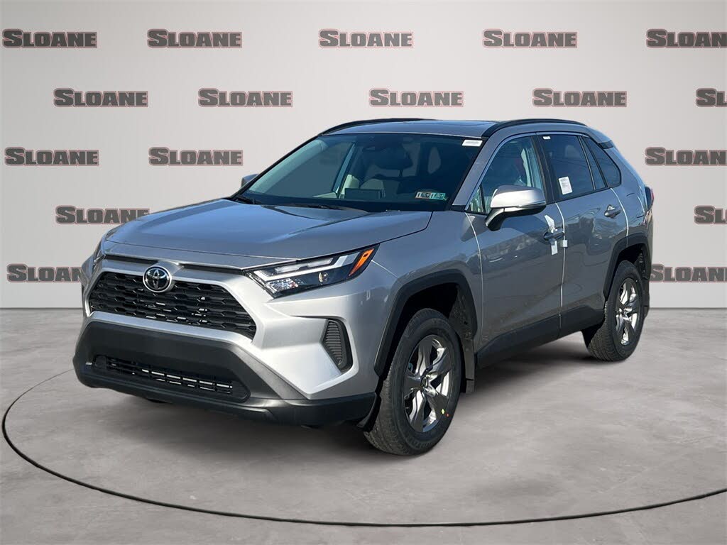 2025 Toyota RAV4 XLE AWD