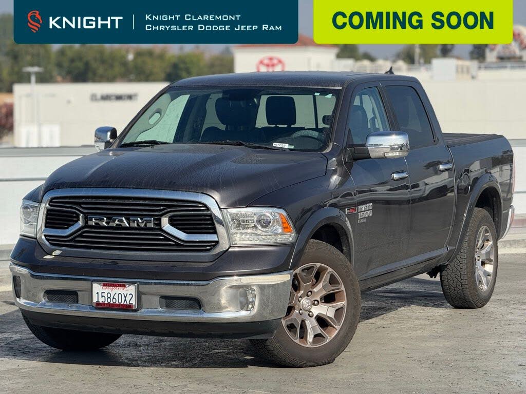 2019 RAM 1500 Classic Laramie Crew Cab 4WD
