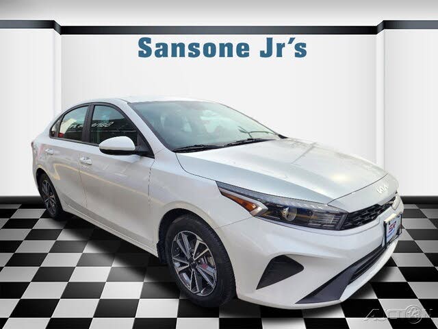 2023 Kia Forte LXS FWD