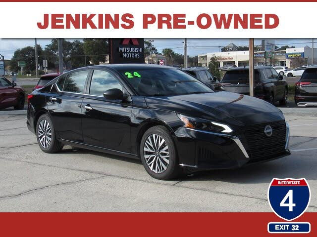 2024 Nissan Altima 2.5 SV FWD