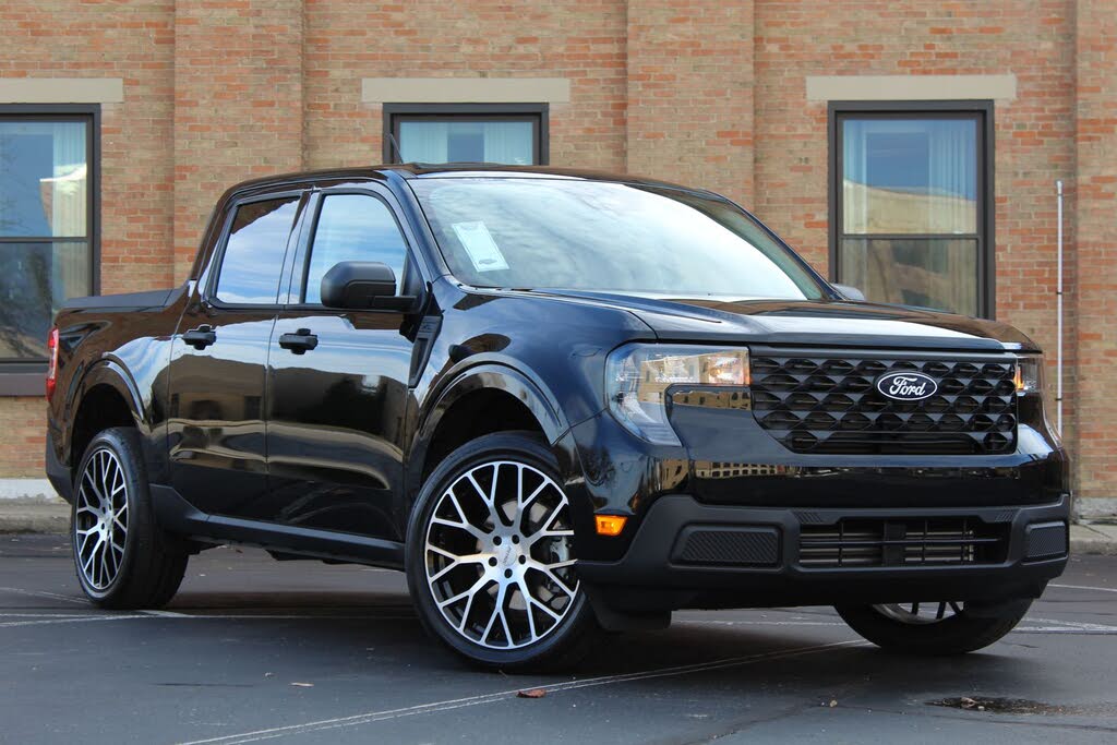 2025 Ford Maverick XL SuperCrew AWD