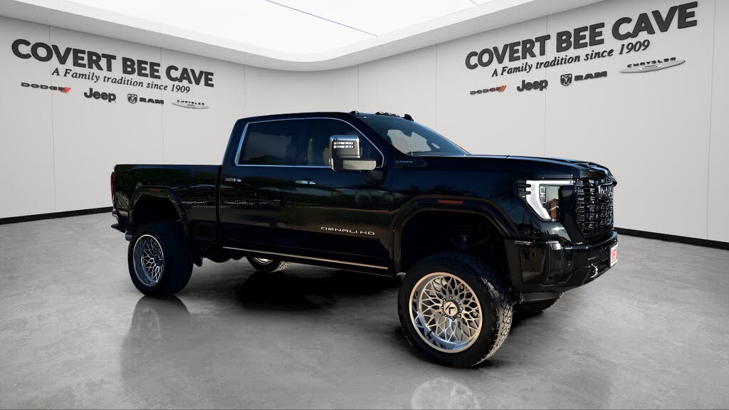 2025 GMC Sierra 2500HD Denali Ultimate Crew Cab 4WD
